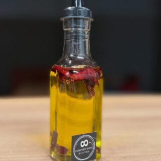 🌶️仕込み完了。 三鷹唐辛子を使って 自家…